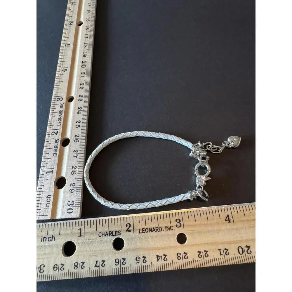 Stylish White Braided Leather Bracelet with Silver Accents - Picture 2 of 2